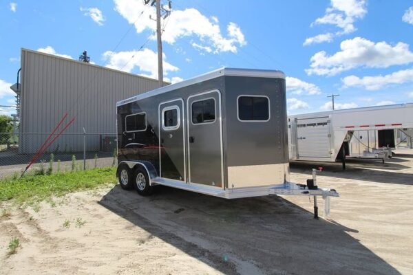 Model 7442 straight load trailer