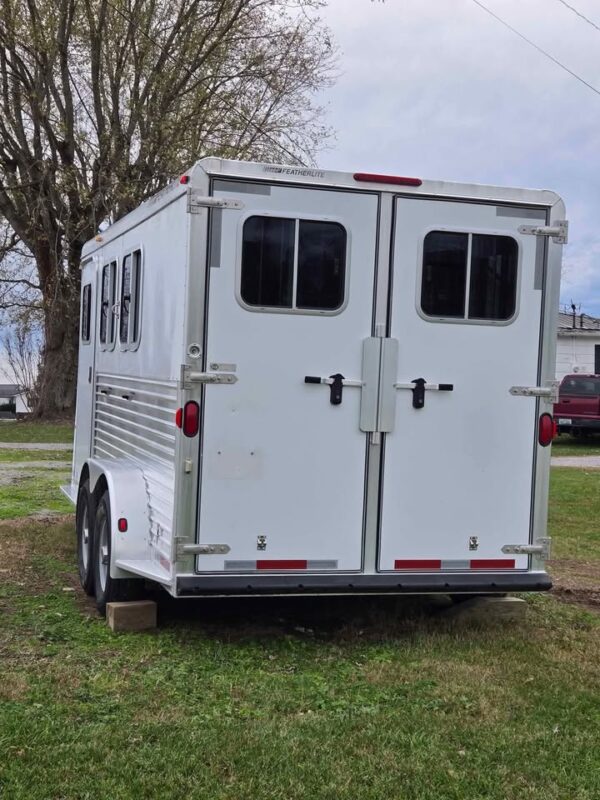 2005 Featherlite 2 horse slant - Image 8