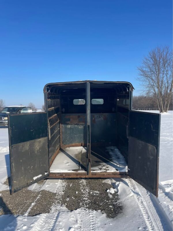 2 horse, stock trailer - Image 5